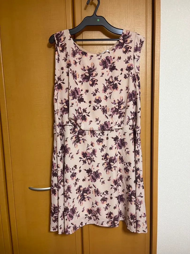 Thumbnail of INAMORARE / Floral Dress / Beige / New with Tags / 4L Size