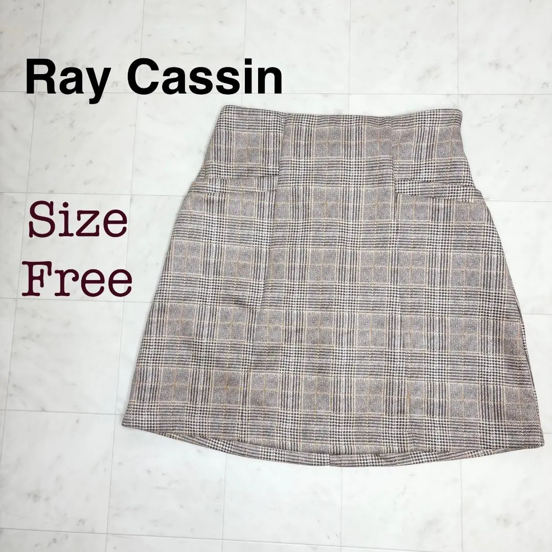 Thumbnail of Ray Cassin Ray Cassin Ponte Check Switching Mini Skirt Beige