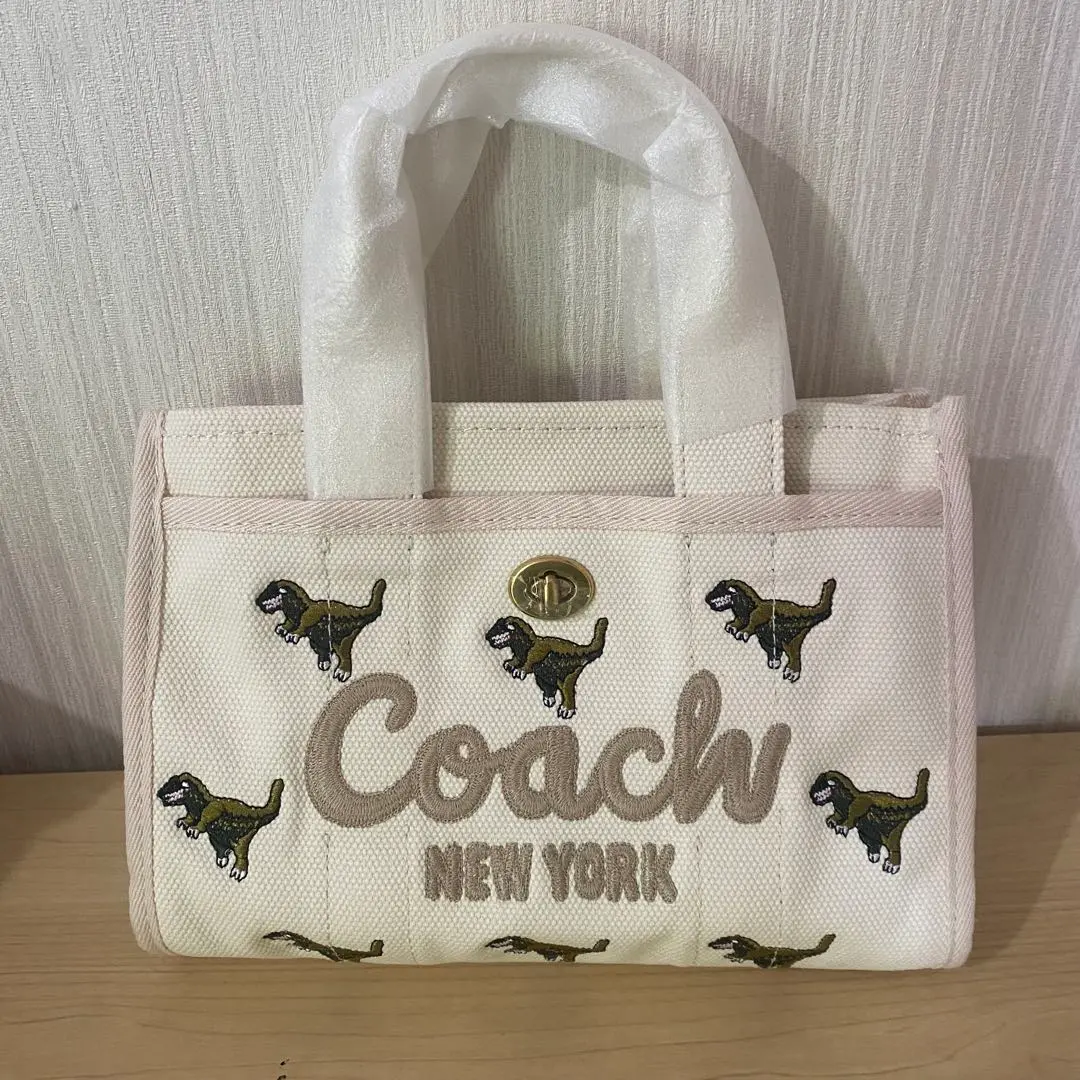 COACH ⭐︎レオパード柄恐竜トートバッグ 2025年最新】コーチ 恐竜 バッグの人気アイテム - メルカリ