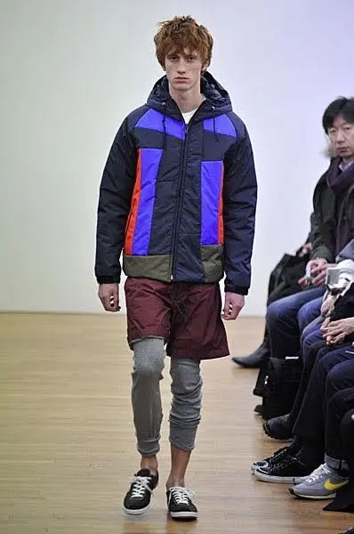 希少　COMME des GARCONS SHIRT ダウンコート 2025年最新】COMME des GARCONS SHIRT メンズ ダウンジャケット