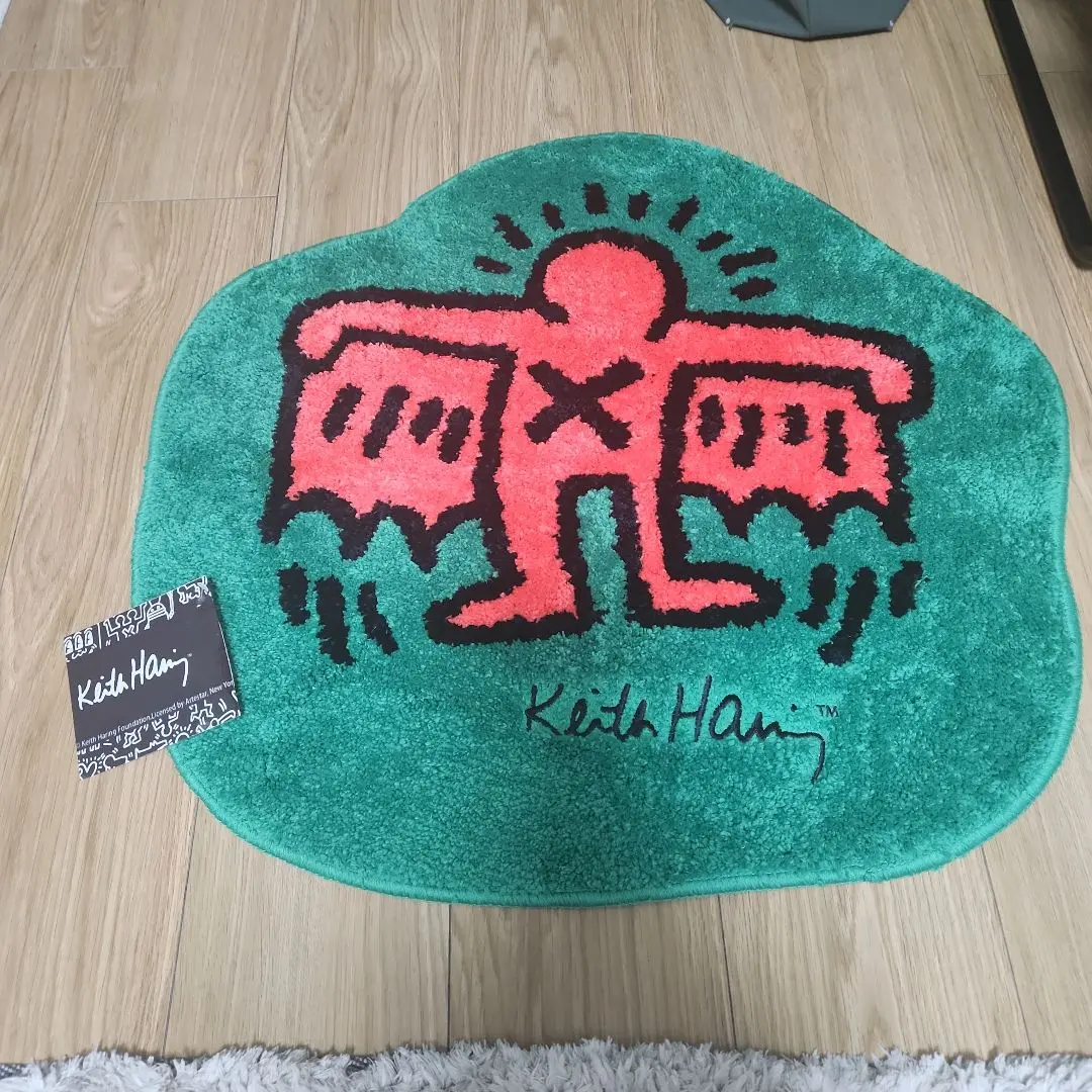 ☆新品☆ キースヘリング　ラグ　まる　インテリア　絨毯 Amazon | キース ヘリング 犬 玄関マット ラグ 足ふきマット