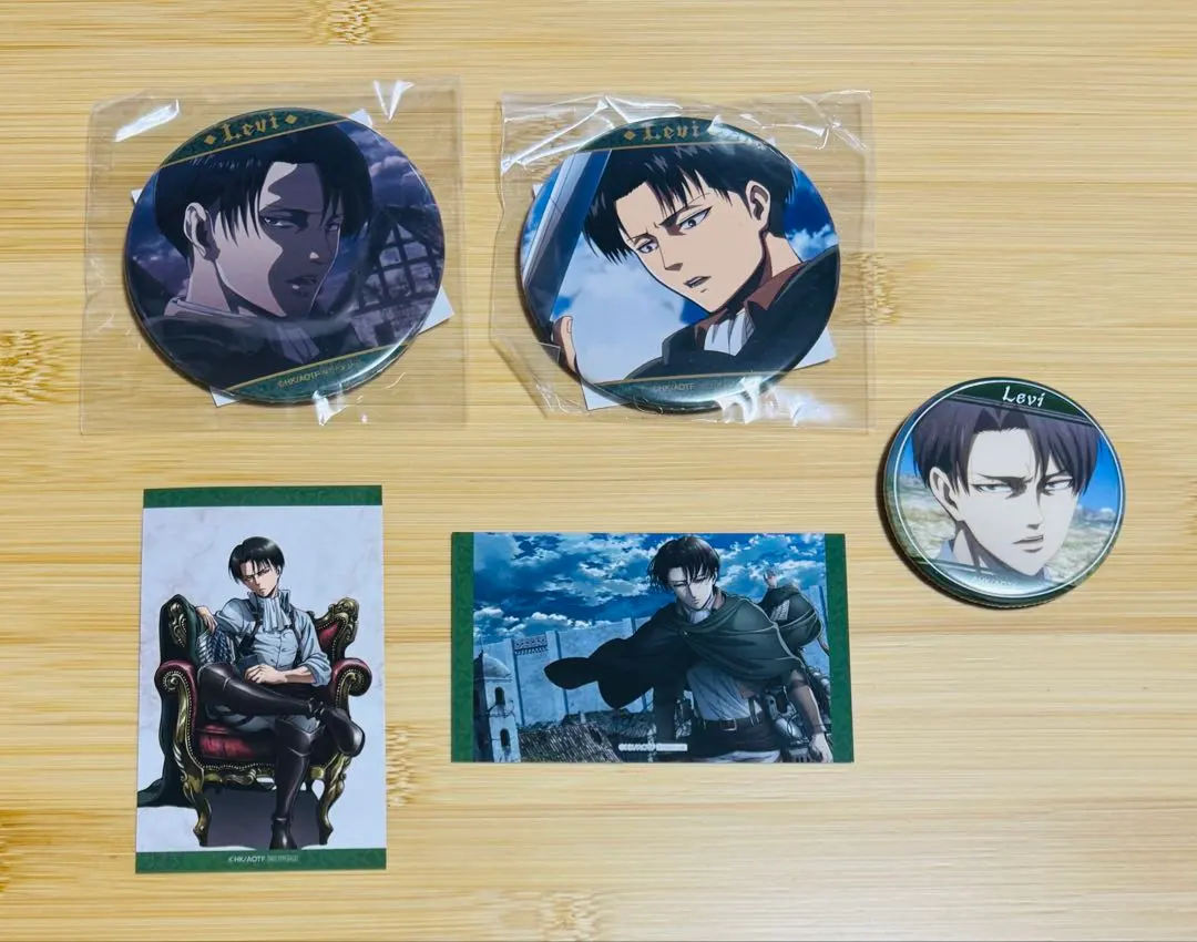 Thumbnail of Attack on Titan: The Final Season - The Assault on Memory - Levi - Button Badge, Card, Gara-pon (Lottery) - Prize B, Prize C