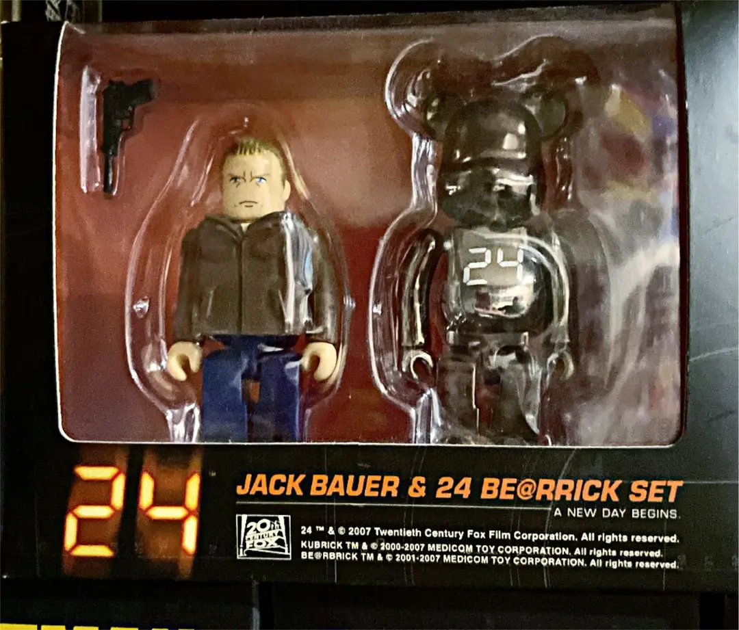 ジャック・バウアーフィギュア★最終お値下げSALE★ Amazon.co.jp: RAH リアルアクションヒーローズ JACK BAUER