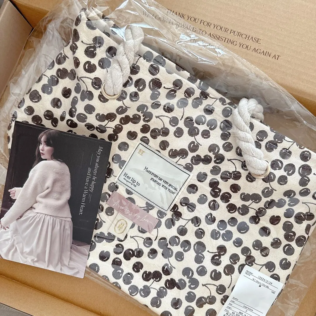 2025年最新】Herlipto cherry tote bag espressoの人気アイテム