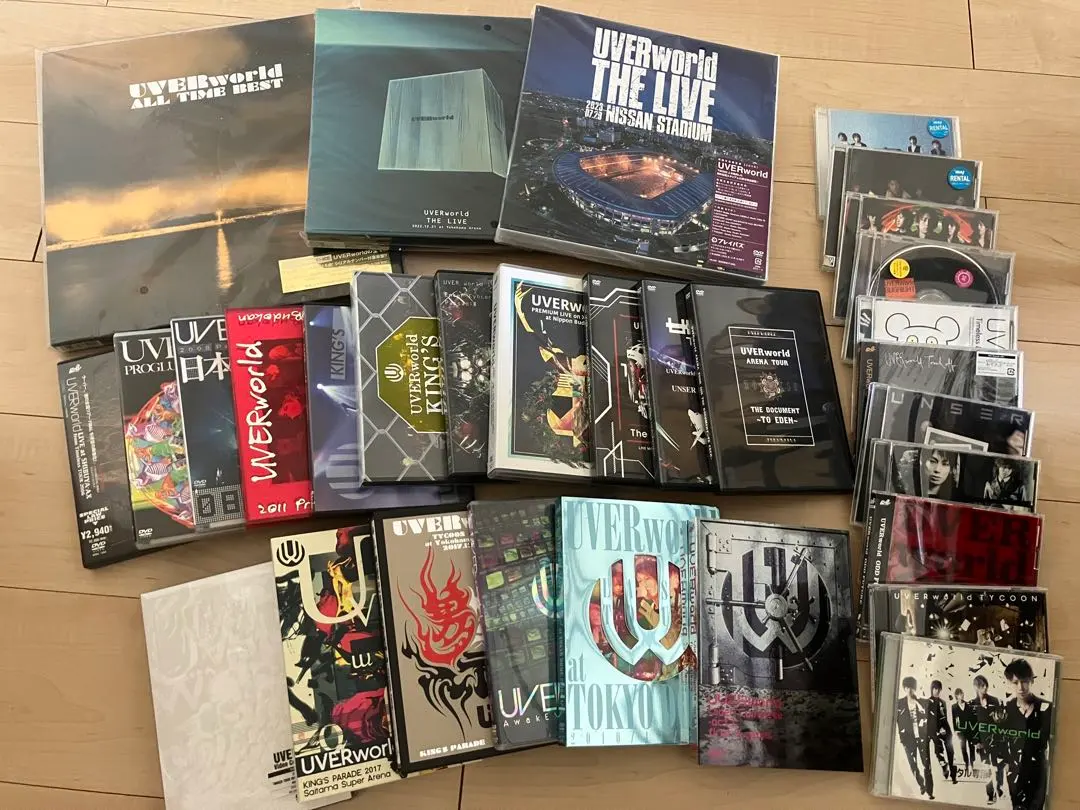 UVERworld CD DVD 合售 的縮圖