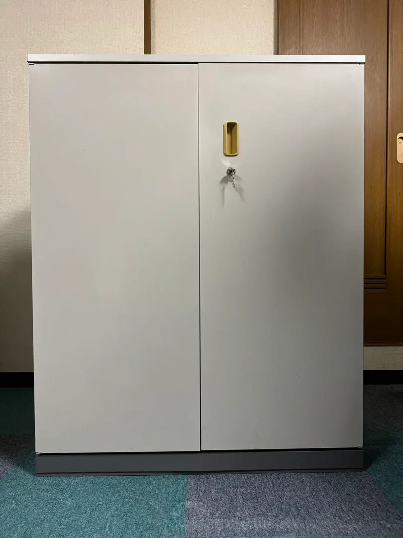 ポンコツさん専用 ウチダ  スチール書庫  両開きキャビネット ベース、天板付き ポンコツさん専用 ウチダ スチール書庫 両開きキャビネット