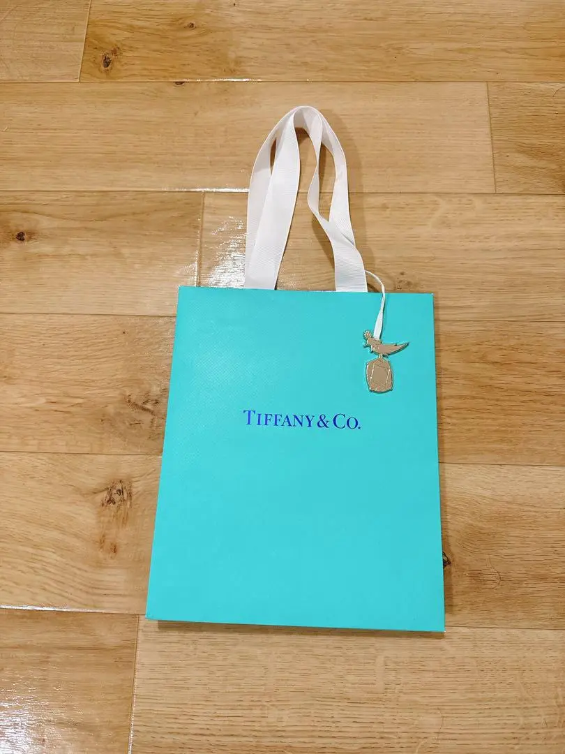 2025年最新】ティファニー tiffany ショッピングバッグ チャーム