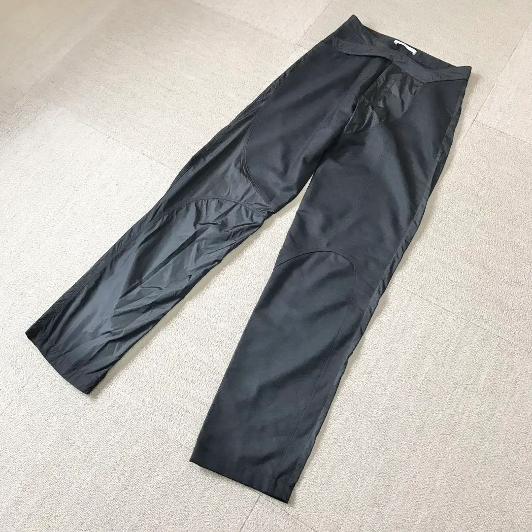 【関税込み】Mainline:RUS/Fr.CA/DE ブラック Fritz フーディ Mainline:RUS/Fr.CA/DEのブラック Fritz フーディがセール中