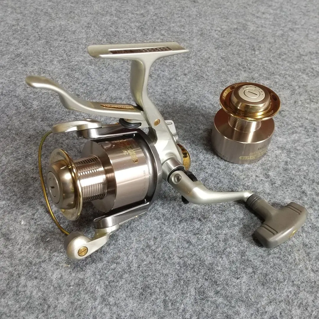 【美品】ダイワ製　トーナメントZ 3000LBT　レバーブレーキリール 2025年最新】トーナメント 3000lbtの人気アイテム - メルカリ