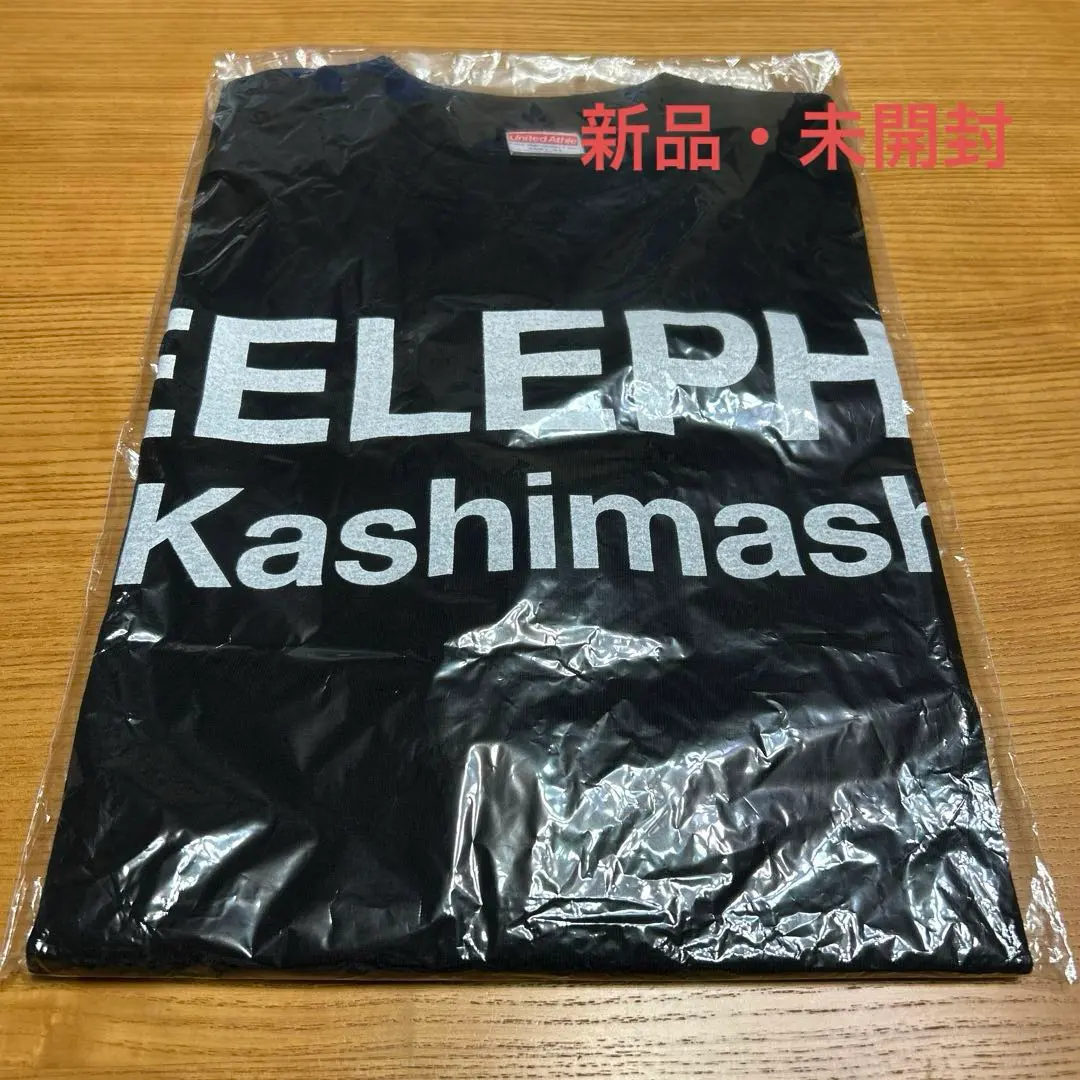 Thumbnail of New, Unopened Elephant Kashimashi 2022 New Year's Live Hit Song T-shirt / Old Samurai
