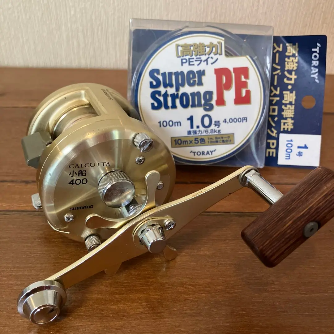 SHIMANO CALCUTTA 小船 400 ゴールド Shimano Calcutta 400 multiplier sea reel with gold finish