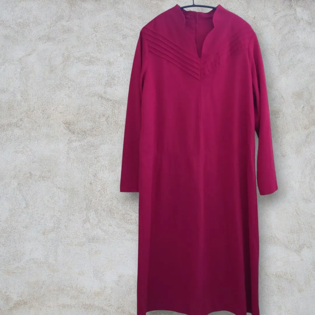 Thumbnail of Red long-sleeved knee-length dress