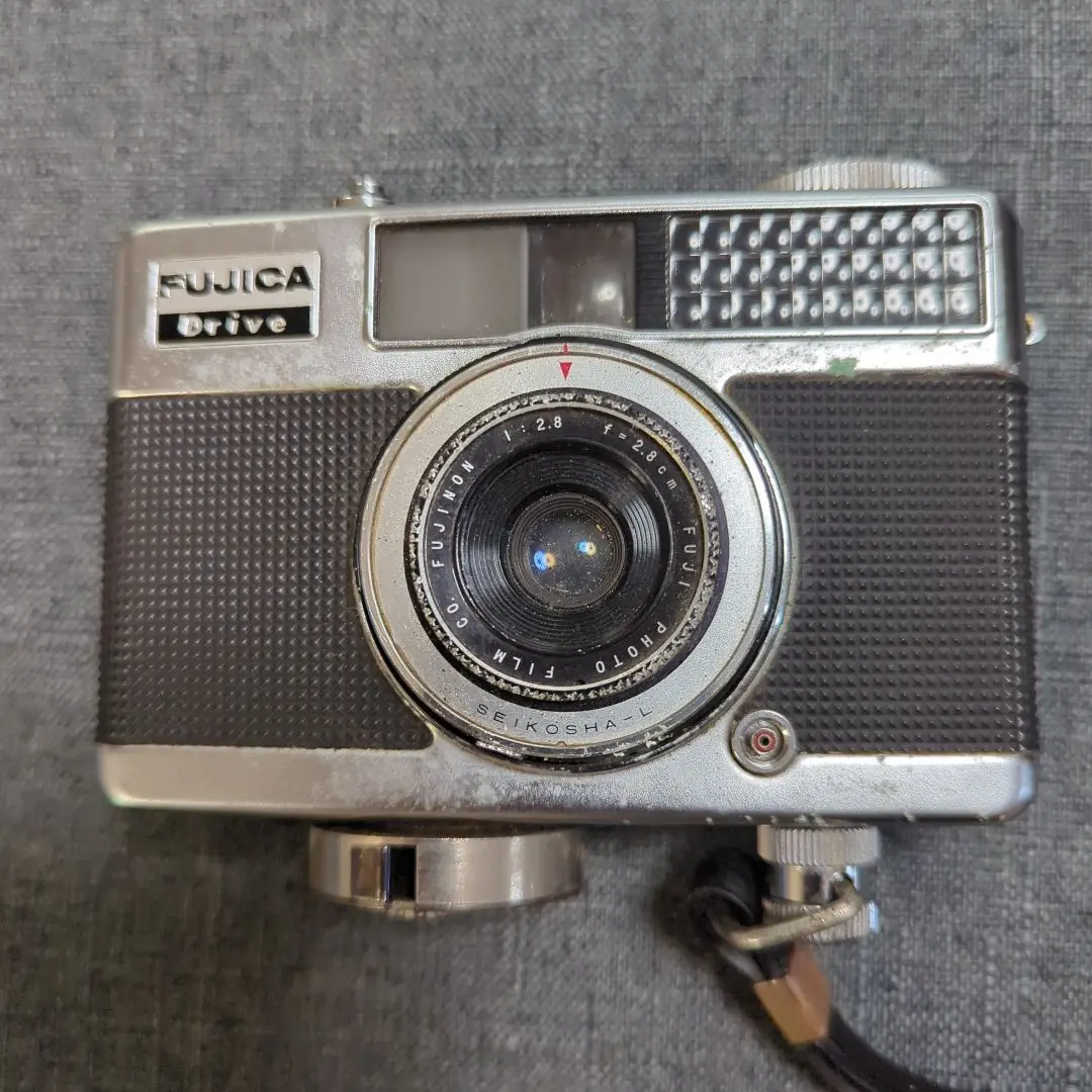 ✨美品✨完動品✨FUJICA Drive ゼンマイ コンパクトフィルムカメラ✨ Yahoo!オークション -「fujica drive」(フィルムカメラ) (カメラ