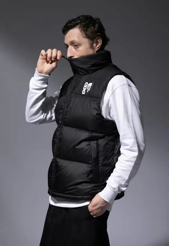 2025年最新】CdG north face ベストの人気アイテム - メルカリ