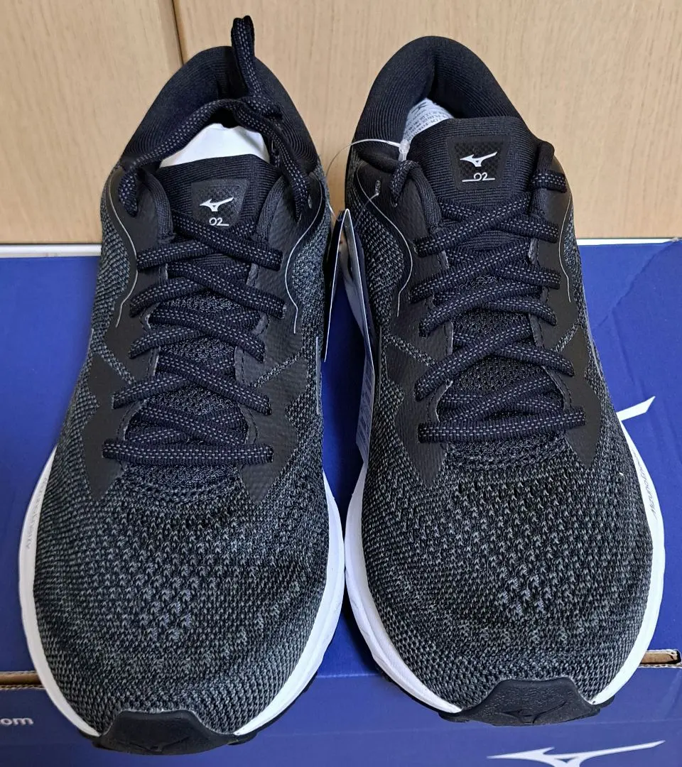 Thumbnail of Mizuno SkyRise Black Sneakers