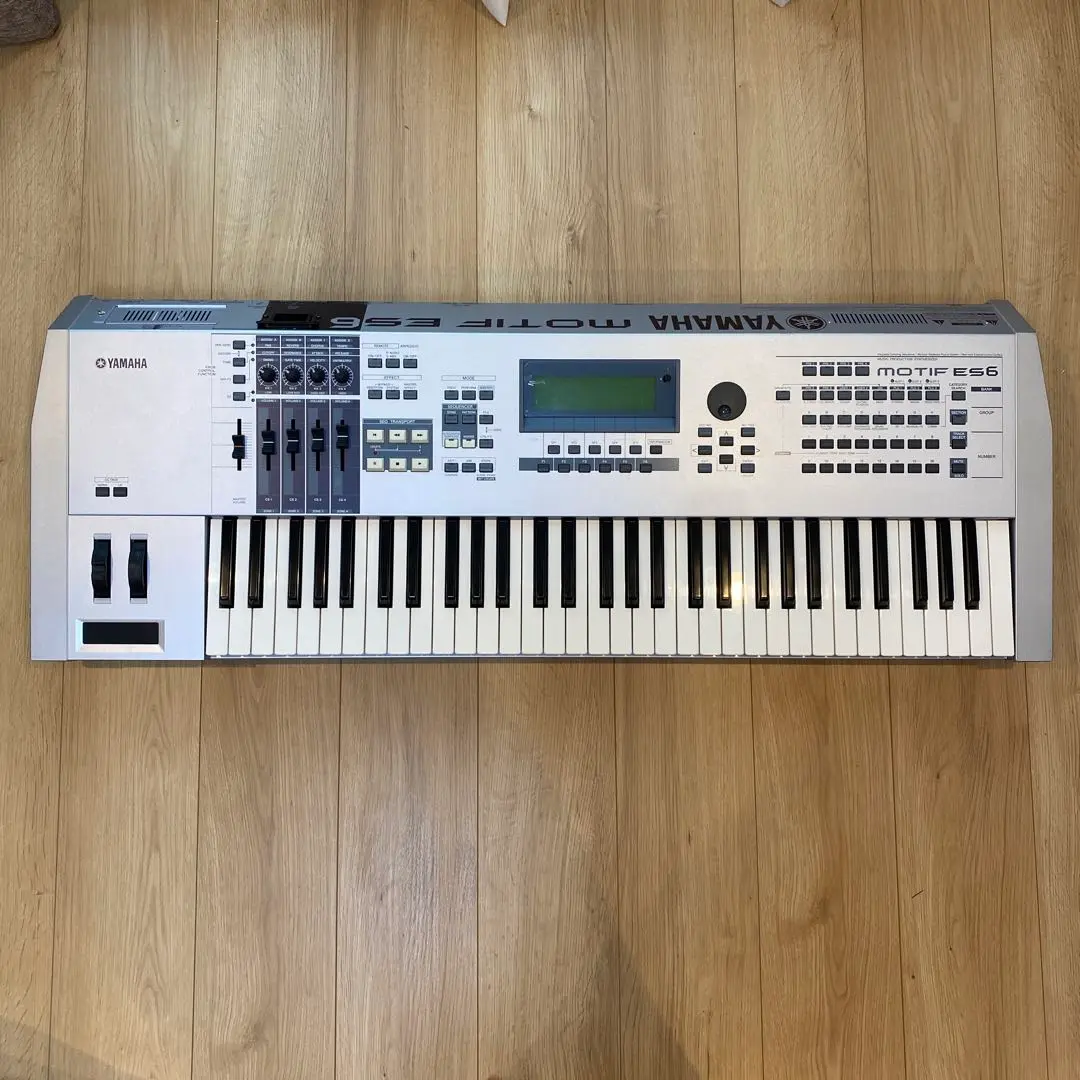 YAMAHA MOTIF ES6 シンセサイザー モチーフ キーボード YAMAHA MOTIF ES6 シンセサイザー モチーフ キーボード