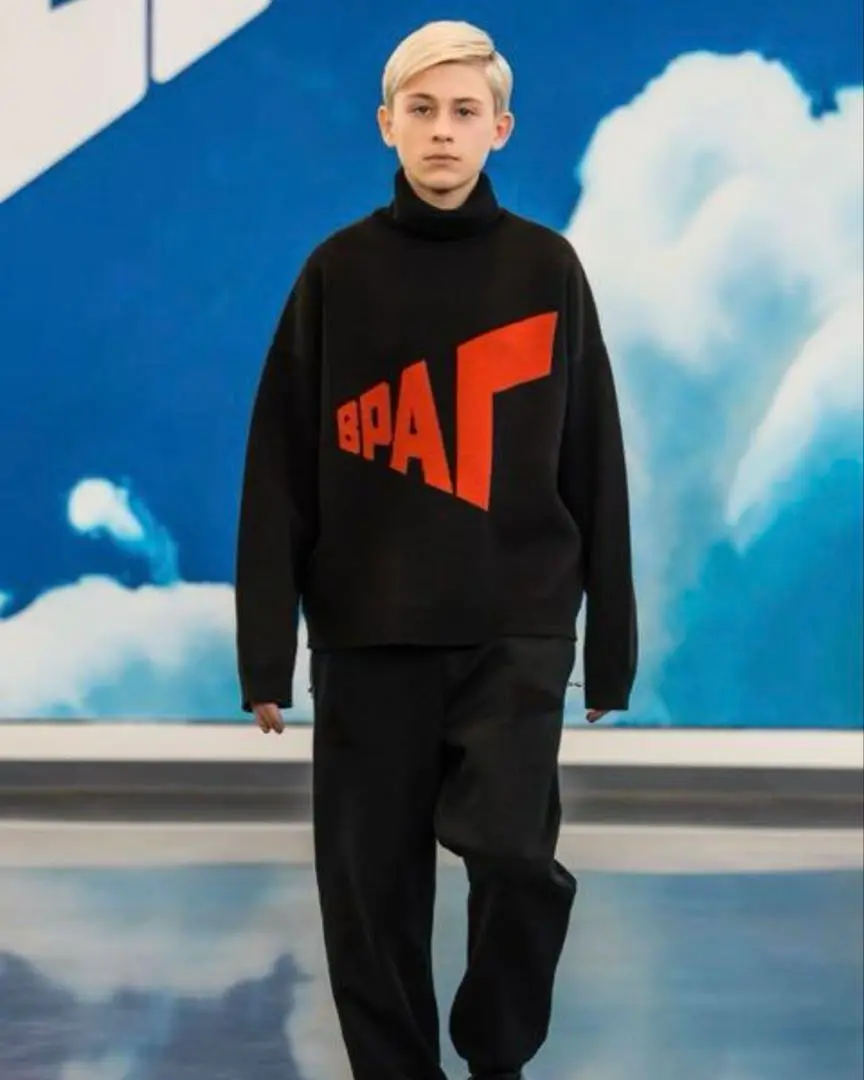 Гоша Рубчинский 幾何学模様タートルネックセーター AMERICAN RAG CIE（アメリカンラグシー）の「GOSHA RUBCHINSKIY