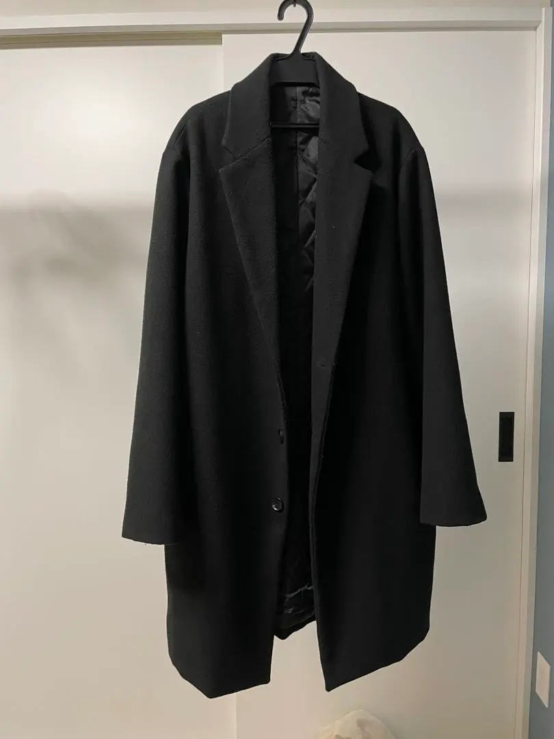 Thumbnail of Black Chester coat