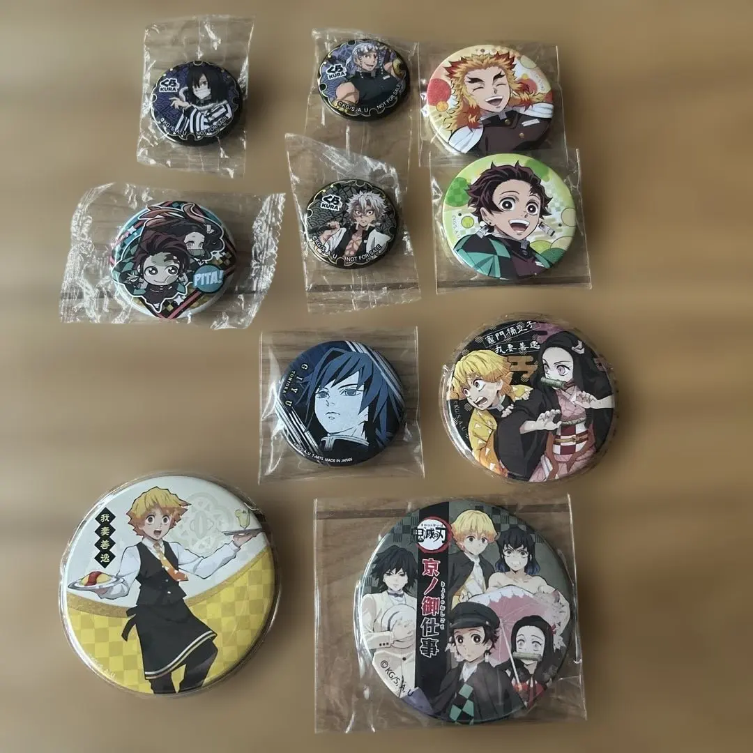 Thumbnail of Kimetsu no Yaiba (Demon Slayer) Set of 10 Can Badges