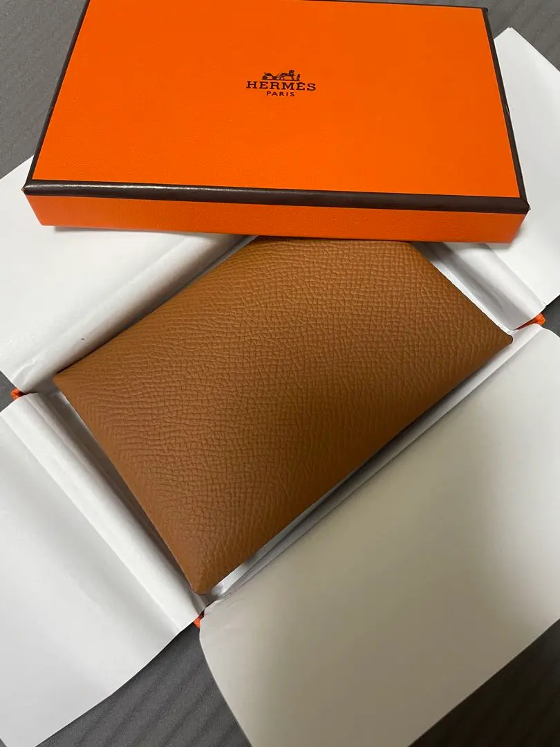 Thumbnail of Unused HERMÈS Galvi Duo Compact (Gold)