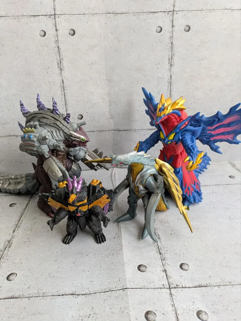 ウルトラ怪獣ソフビ　リペイントまとめ売り　デアボリック、ギルバリスなど ウルトラ怪獣ソフビ リペイントまとめ売り デアボリック