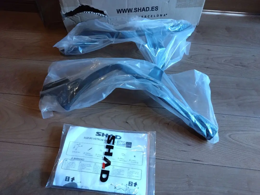 SHAD サイドケース取付ステー 未使用品 取り付け説明書付き