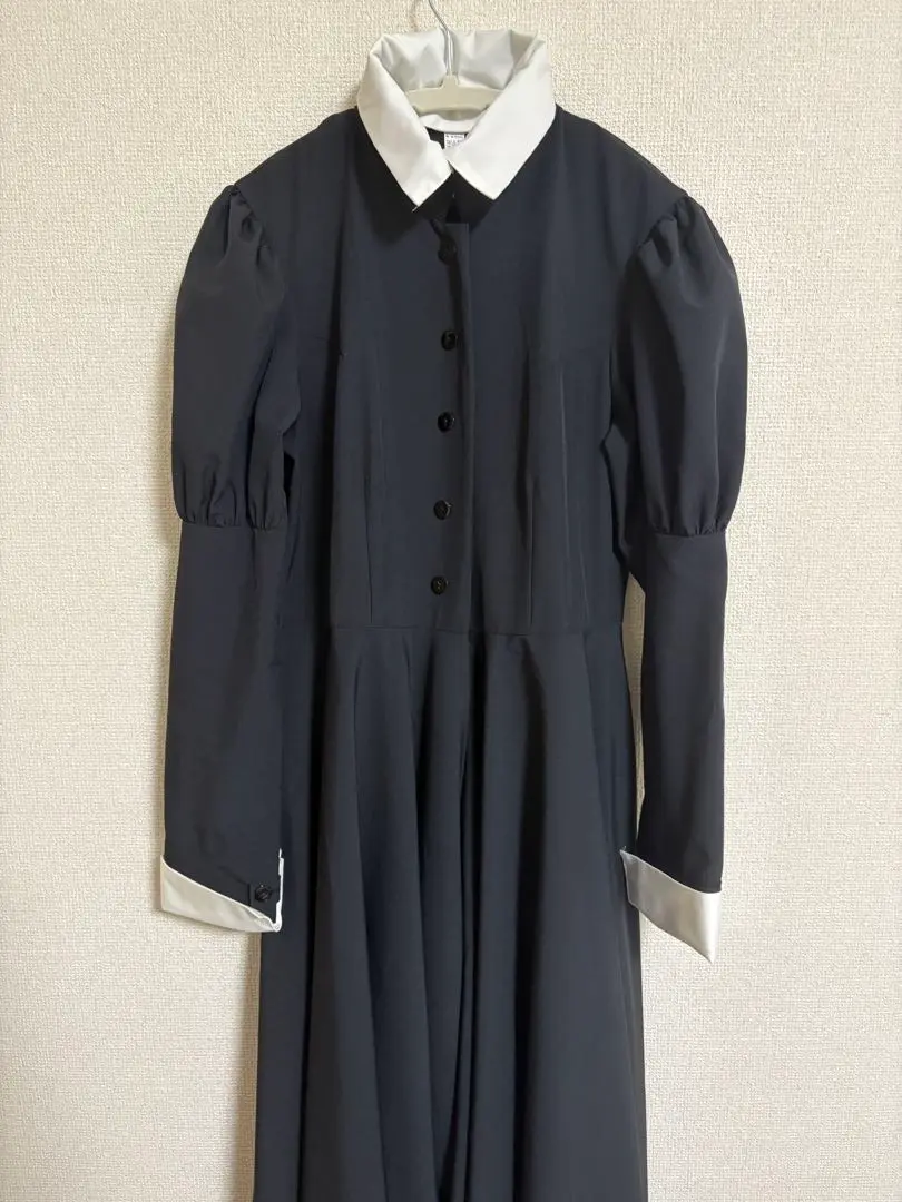 ワンダーパーラー 本物クラシカルメイド服ロング丈Mサイズ　 帽子付属 ワンダーパーラー 本物クラシカルメイド服ロング丈Mサイズ 帽子