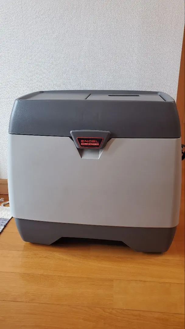 Amazon.co.jp: ENGEL エンゲル 冷凍冷蔵庫 ポータブルSシリーズ DC電源 容量14L MD14F-D : 車＆バイク