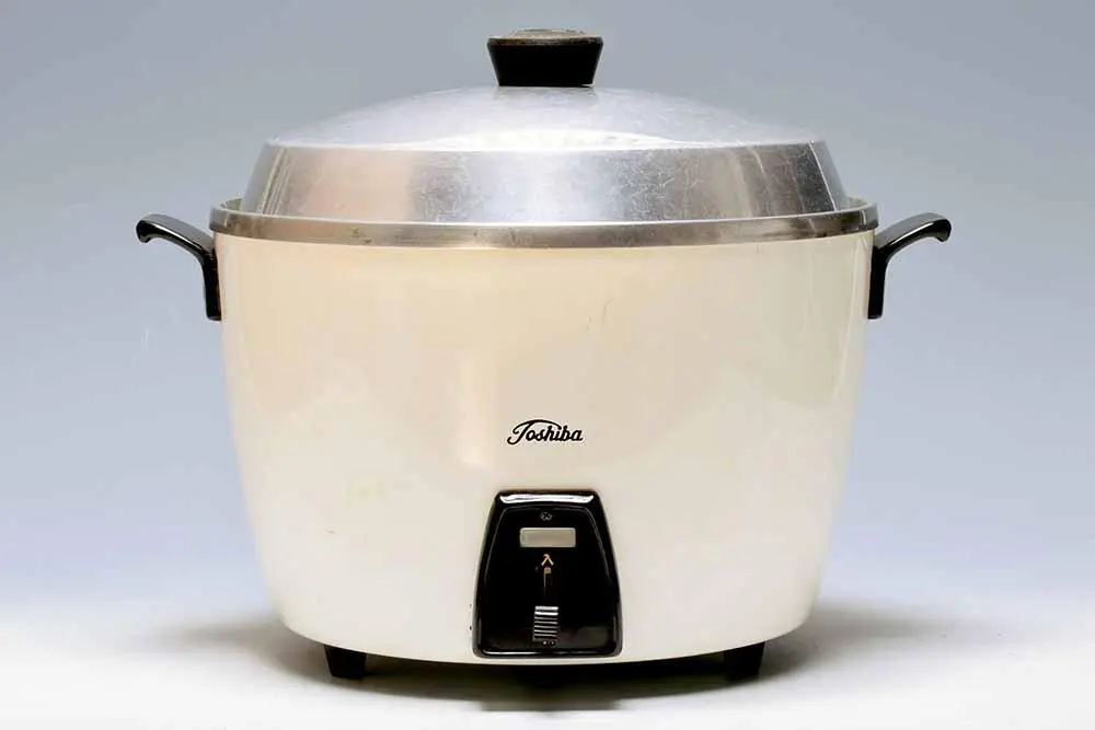 電気がま　炊飯器　レトロ　東芝 Yahoo!オークション - Toshiba 東芝 電気釜 炊飯器 電気炊飯器