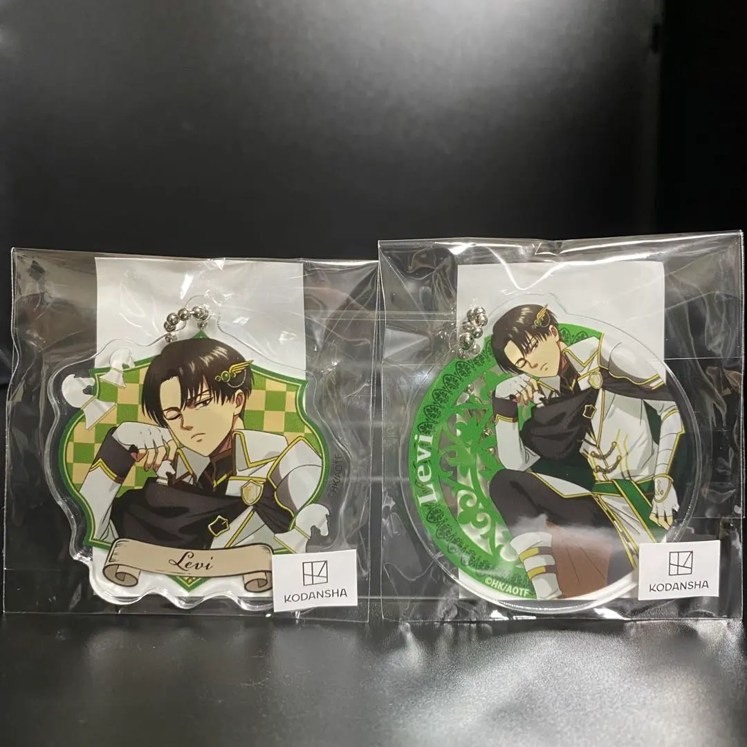 Thumbnail of Attack on Titan Marukuji Chess Style Acrylic Key Holder [Levi] Complete Set