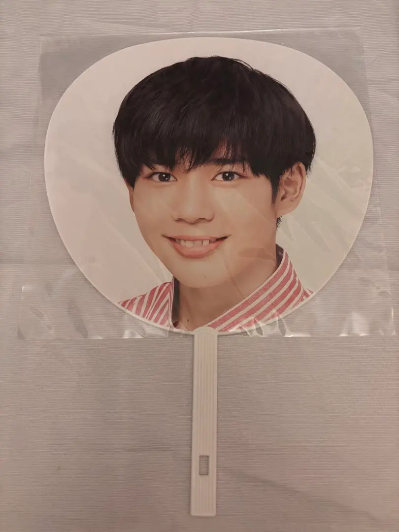 長尾謙杜 演唱會扇子 ジャニーズIsland Festival + 贈品 的縮圖