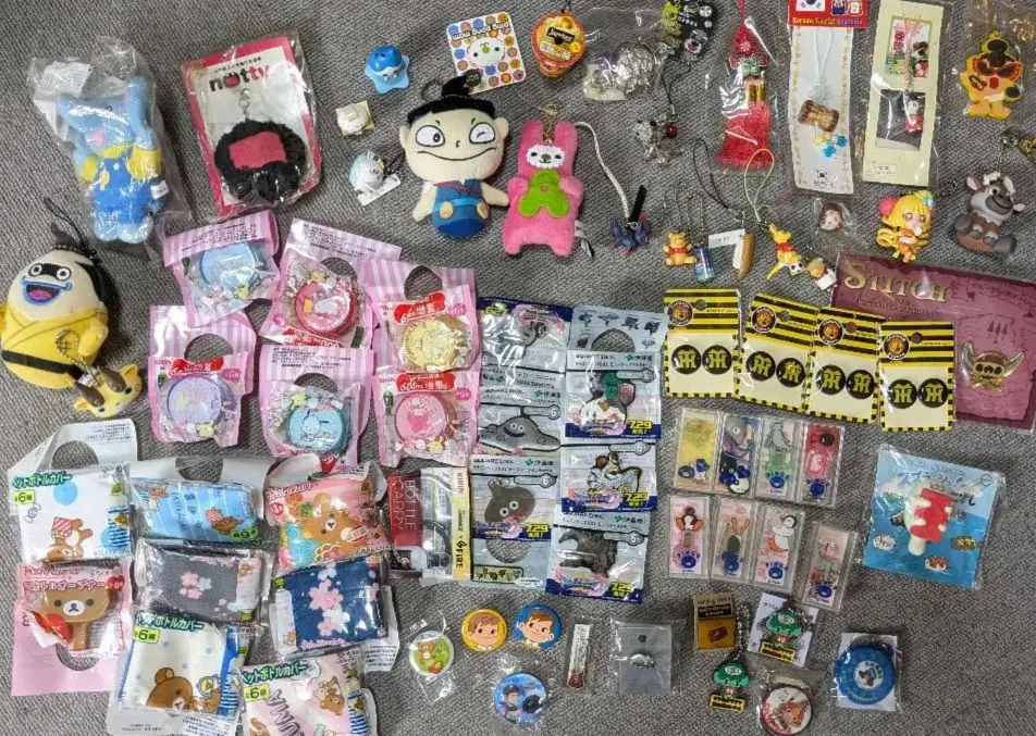 Thumbnail of [Heisei Retro] Drinks, Snacks, and Bonus Keychains