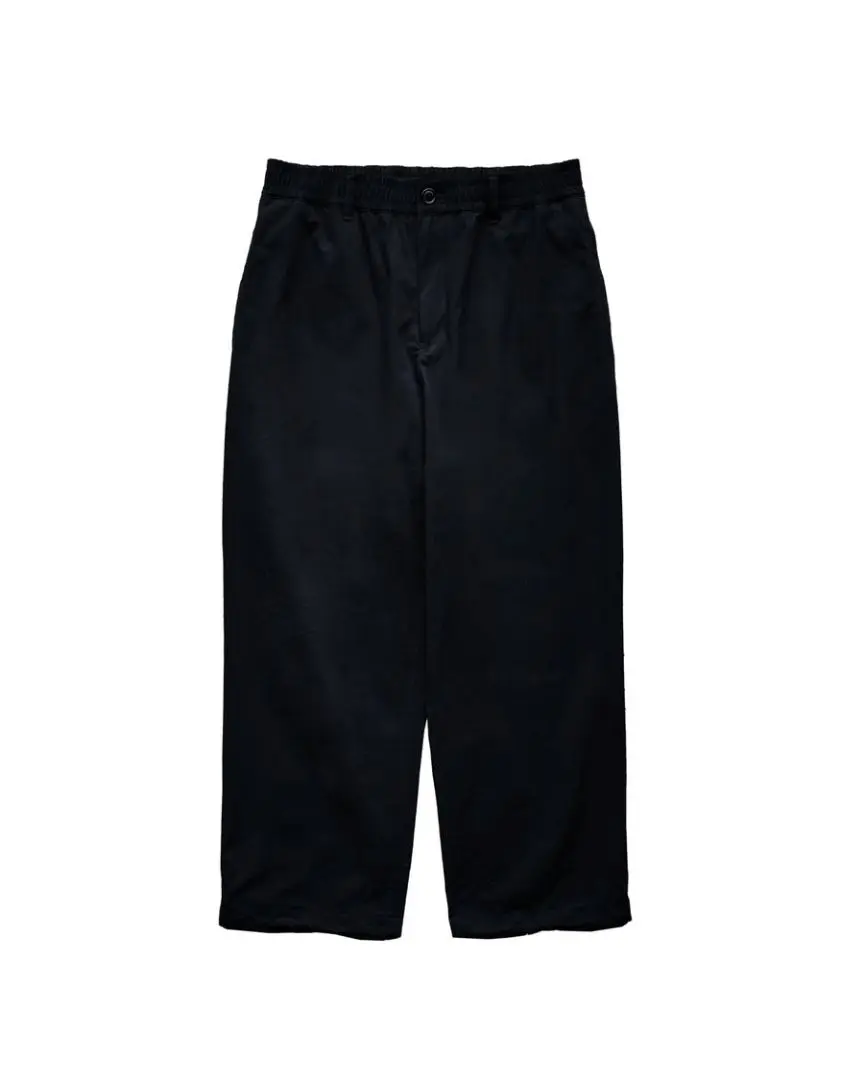 FARAH × is-ness × The▲HC × HATOS BAR／グレー FARAH, is-ness and The Hermit Club Develop a Capsule