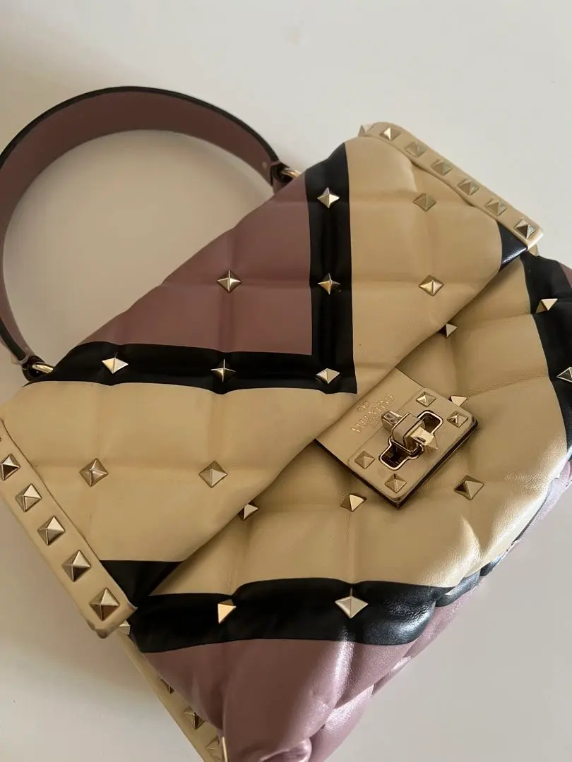 美品✨ヴァレンティノ キャンディスタッズ ハンドバッグ ピンクベージュ 2WAY VALENTINO ヴァレンティノ ロックスタッズ バッグ ピンク