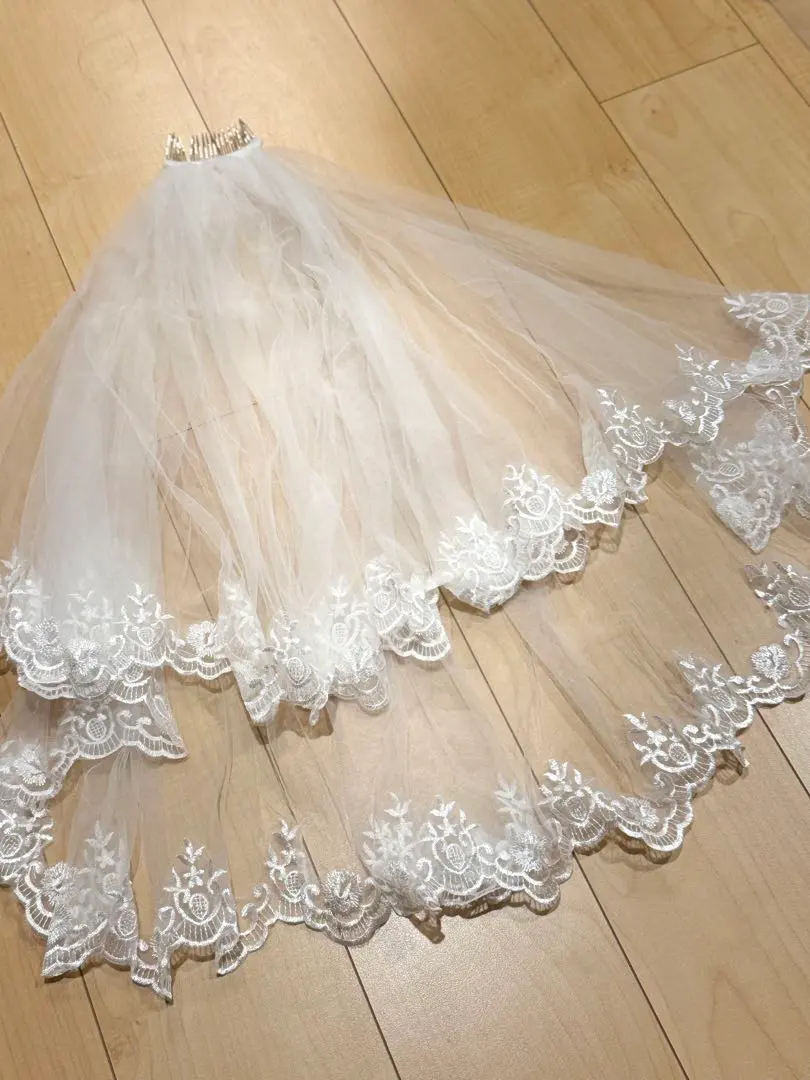 Thumbnail of Wedding veil, wedding ceremony