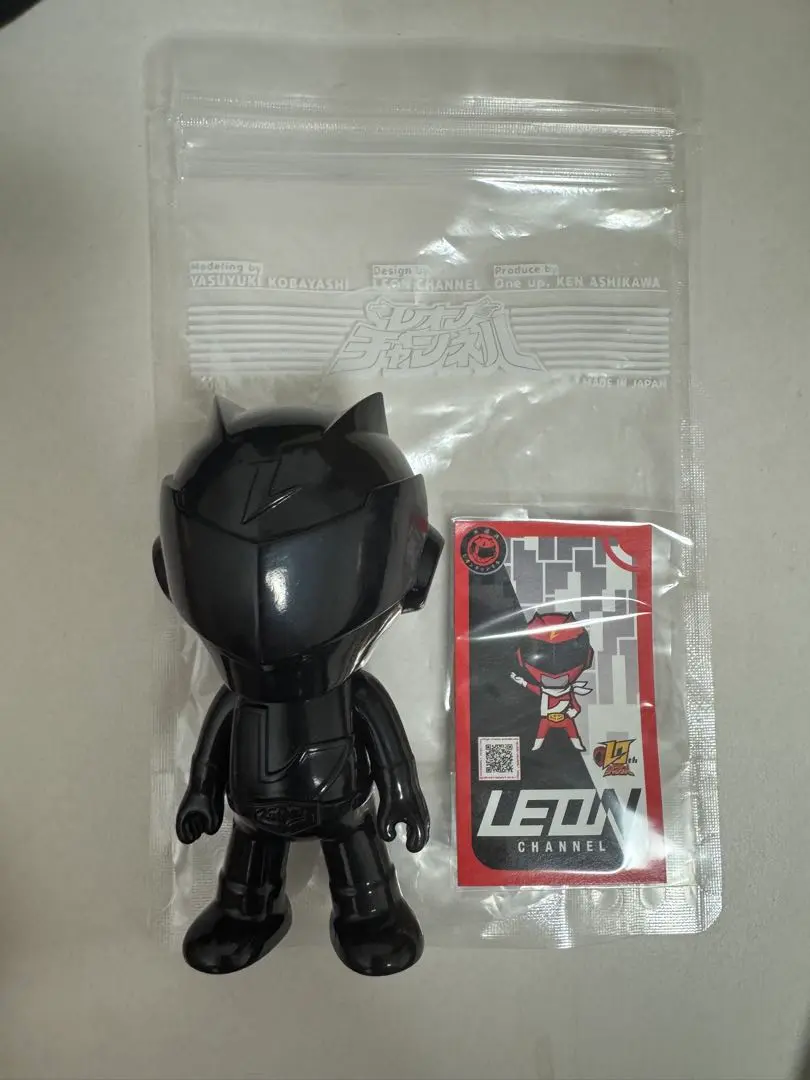 希少 美品 レオンチャンネル ソフビ マーズトルーパー カラー