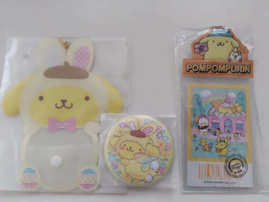 Thumbnail of Pompompurin Secret Can Badge Holder Set & Ticket Holder - Sanrio