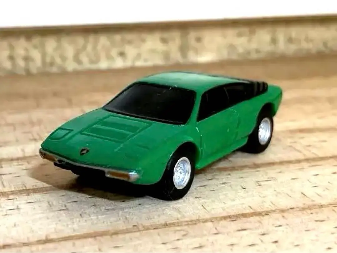 ☆商談中☆ 601 プルバックミニカー ランボルギーニウラッコP250