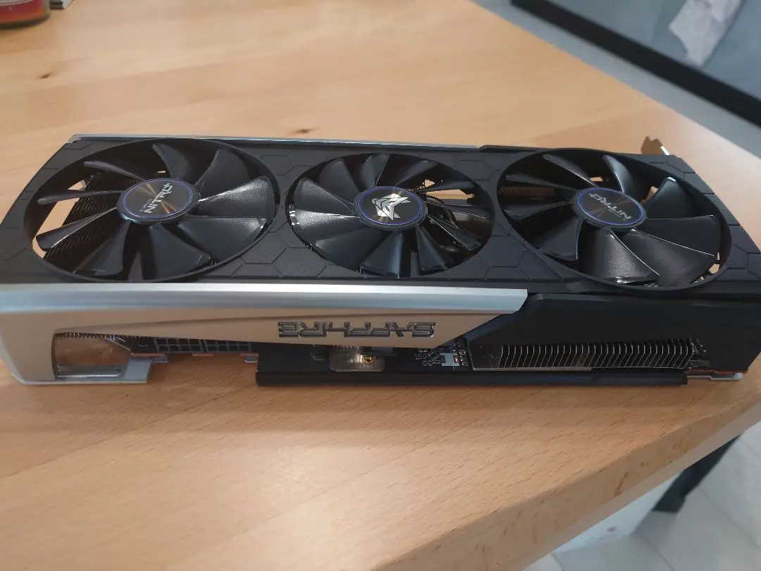 ラ*ン様 SAPPHIRE NITRO RX57000XT 中古 2025年最新】5700xt nitroの人気アイテム - メルカリ