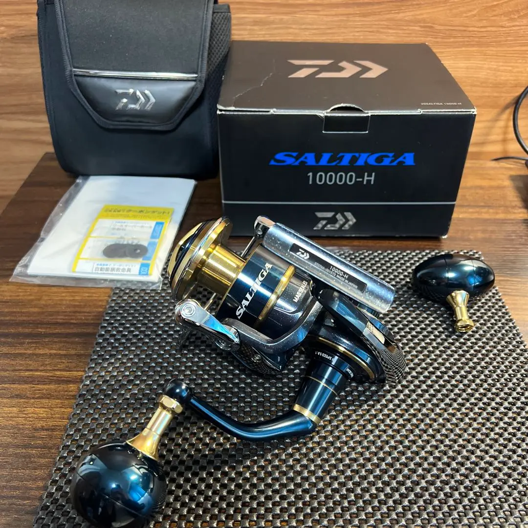 オマケつき。ソルティガ 20000 新品ですが自宅展示してました オマケつき。ソルティガ 20000 新品ですが自宅展示してました