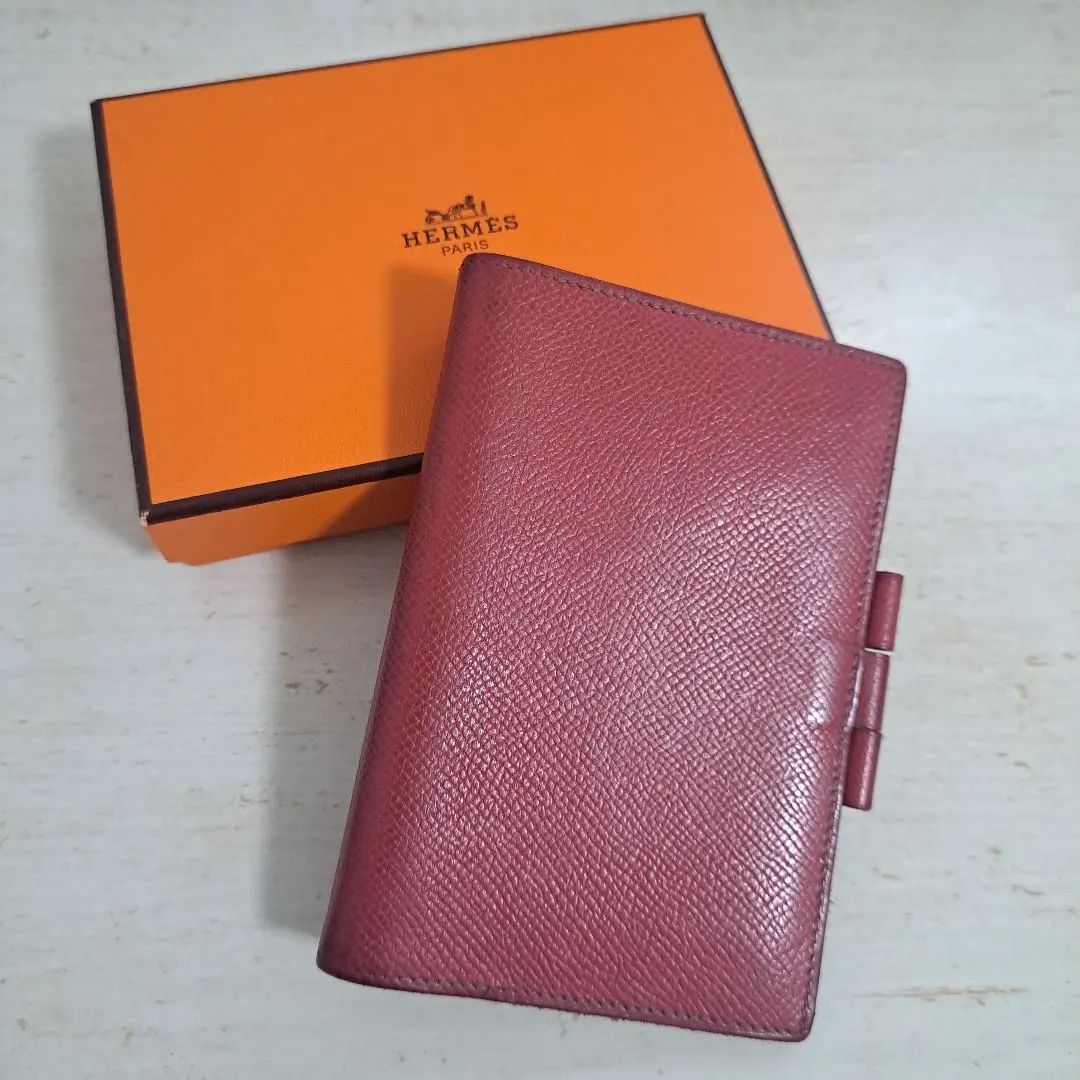 Thumbnail of HERMES notebook cover