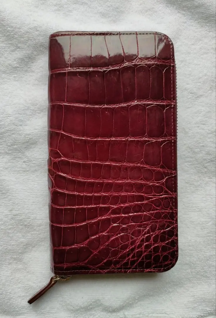 鱷魚皮長款錢包 亮面加工 拉鍊開合 男女通用 的縮圖