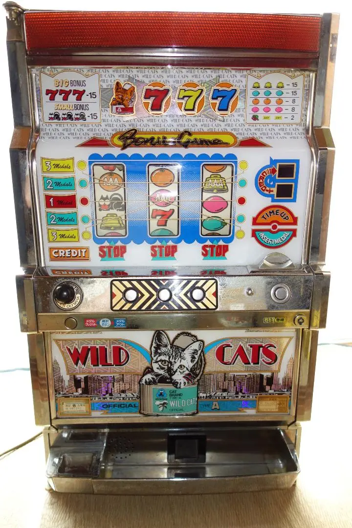 ワイルドキャッツ　パチスロ Wキャッツ パチスロ スロット 機械割 天井 初打ち 打ち方