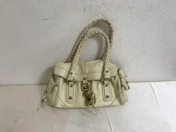 ✨希少✨　FRANCESCO BIASIA 　トートバッグ　レザー　肩掛け ✨希少✨ FRANCESCO BIASIA トートバッグ レザー 肩掛け - メルカリ