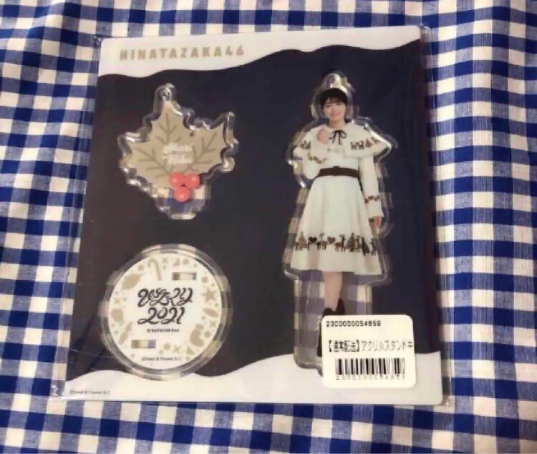 丹生明里 麋鹿圖案白色聖誕老人服裝 日向誕祭 壓克力立牌 鑰匙圈 的縮圖