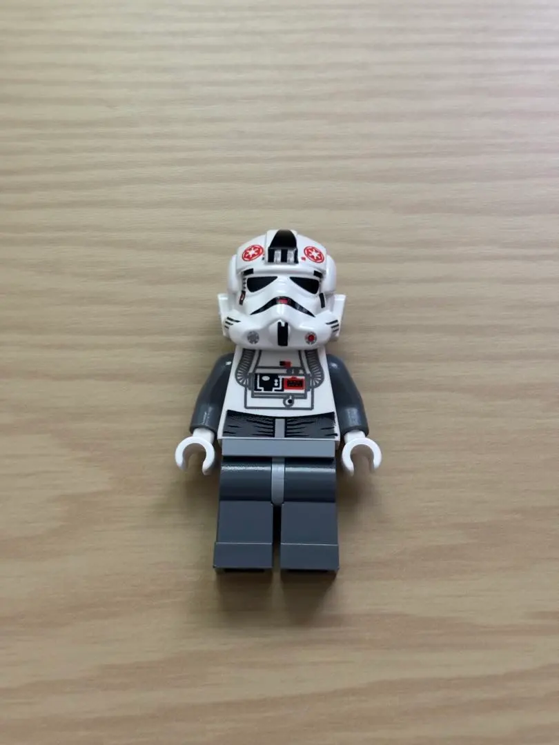 Thumbnail of Authentic LEGO Star Wars AT-AT Driver Minifigure