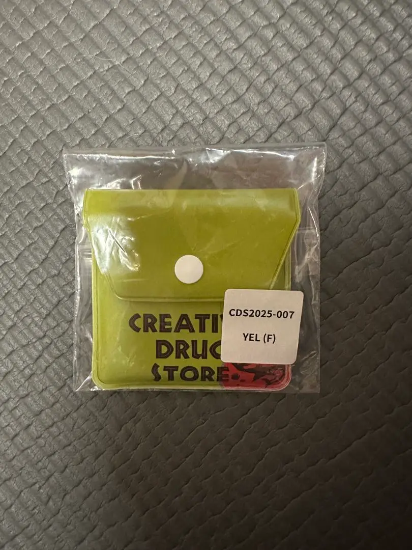 Amazon.co.jp: Creative Drug Store Bott Red Ashtray 灰皿