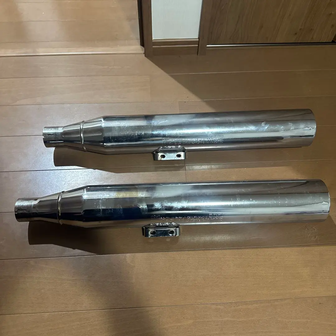 ハーレー　北米　純正　マフラー　FXBR FXBB FXST 64900458 ハーレー 北米 純正 マフラー FXBR FXBB FXST 64900458 - メルカリ