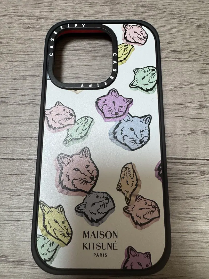 CASETiFY MAISON KITSUNÉ iPhone15proケース MAISON KITSUNE x CASETIFY IPHONE 15 PRO GLAM FOX MAGSAFE