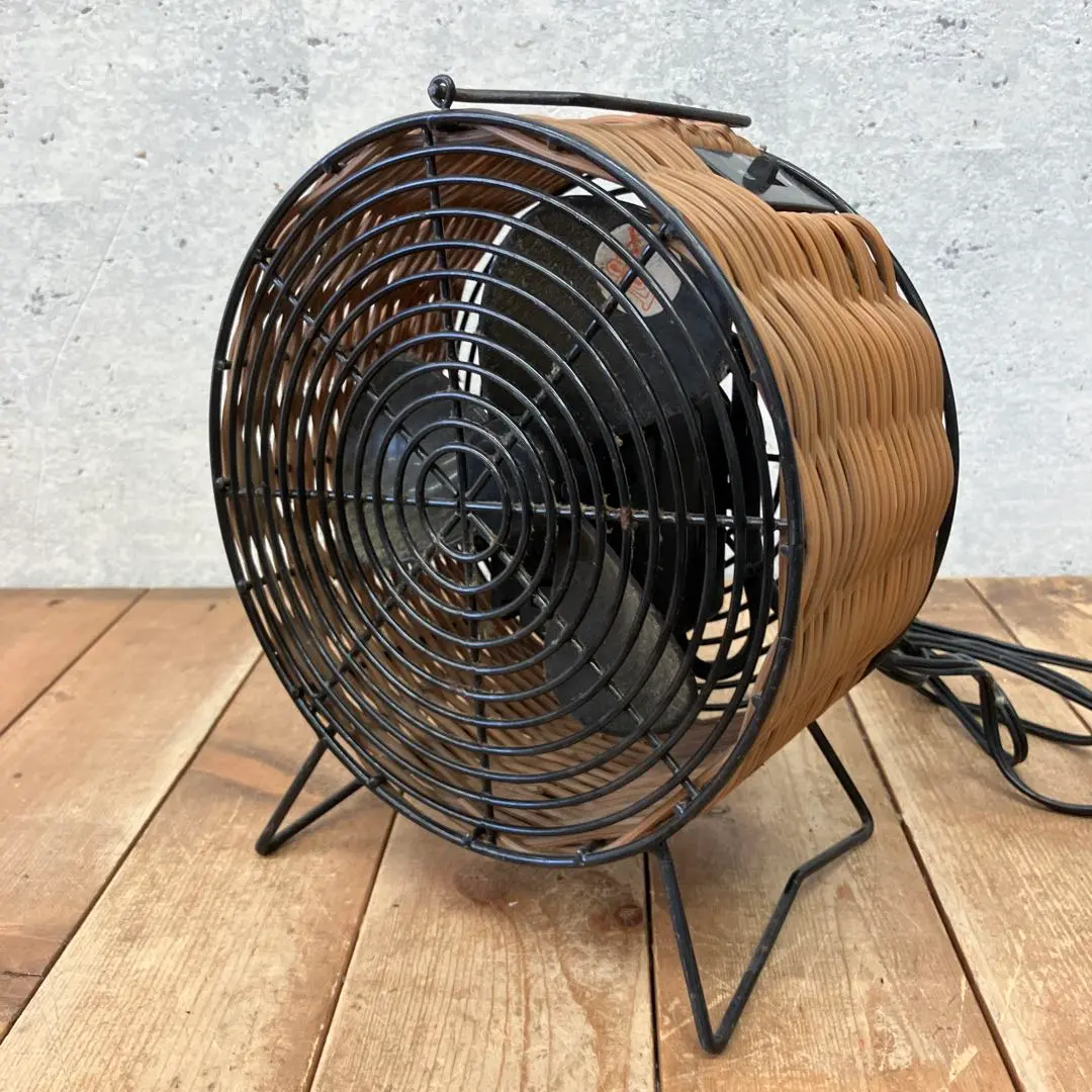 ジャンク品 超希少！レトロなメタル扇風機(ドウシシャ) ドウシシャ メタル扇風機 NIR-350 リモコン付き 希少品 昭和